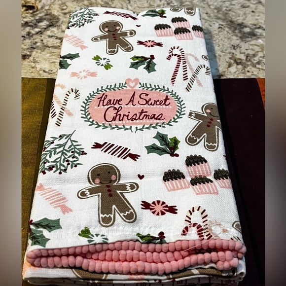 NEW SHABBY CHIC Set of 3 “Have A Sweet Christmas” Gingerbread Dishtowels - Picture 8 of 9